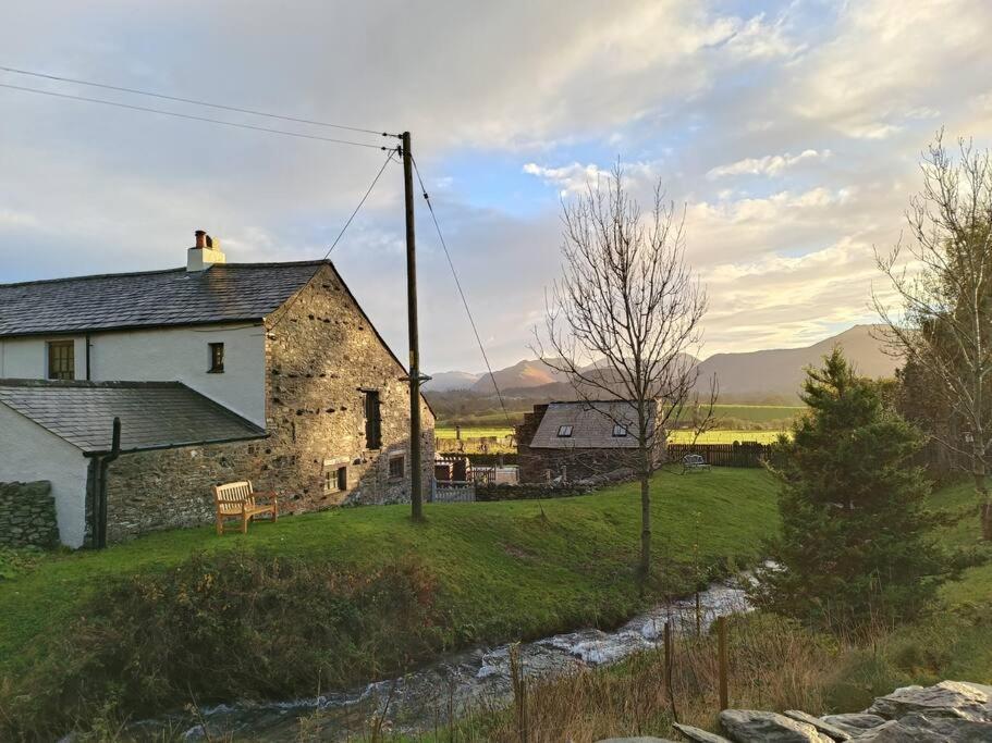 The Hayloft. Entire Barn Conversion Near Keswick Applethwaite エクステリア 写真